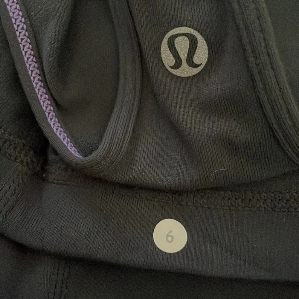 Lululemon Cool Racerback (First Release) light‎ luon tank top. Size 6. Grey.
